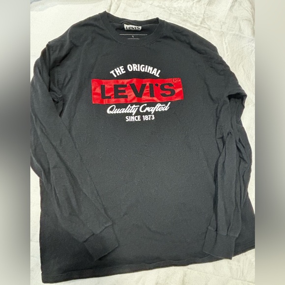 Long sleeved Levi’s shirt - Picture 2 of 4